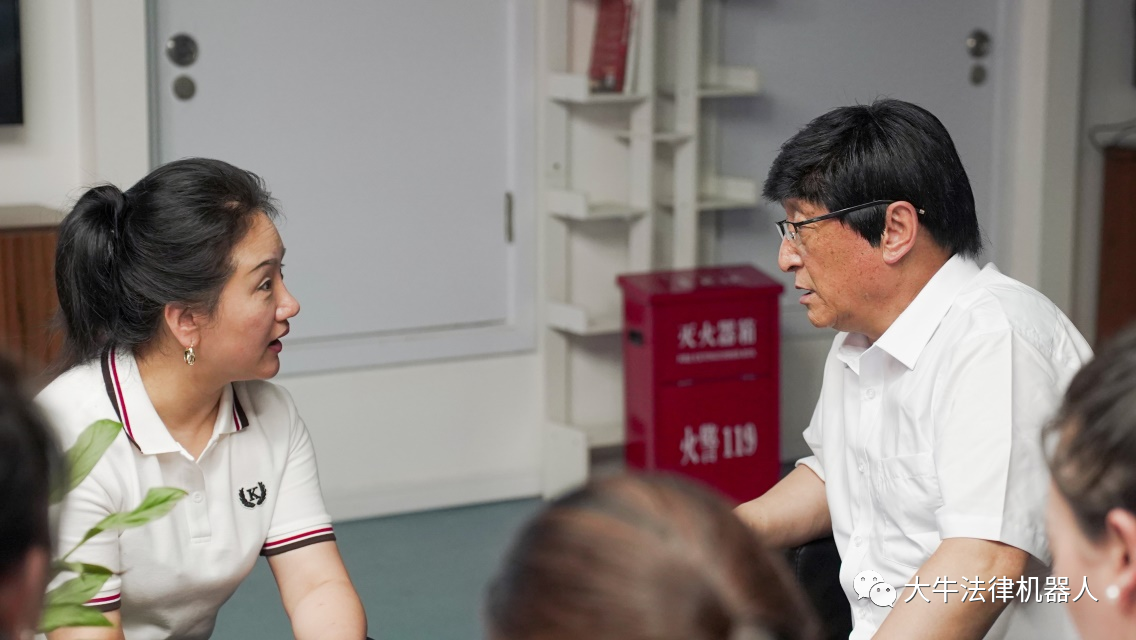 西藏自治区政协委员、昌都市工商联党组副书记、主席四郎旺堆一行到重庆大牛科技公司调研考察(图5) 西藏自治区政协委员、昌都市工商联党组副书记、主席四郎旺堆一行到重庆大牛科技公司调研考察(图5)